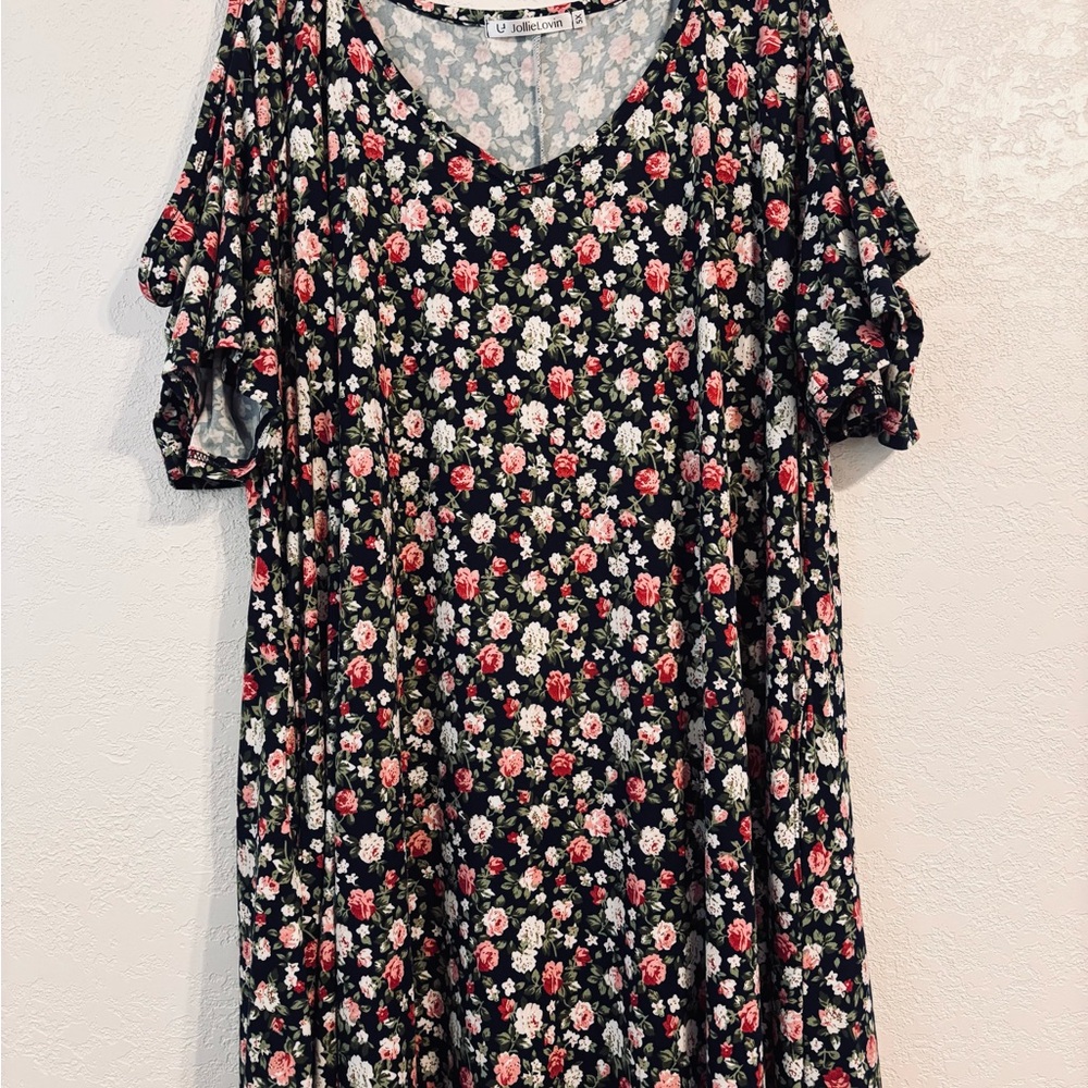 LuLaRoe-style Floral Swing Dress in Black with Pink & White Roses